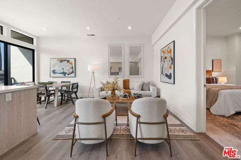 Photo of 1204 N Orange, West Hollywood, CA 90046 (MLS # 25568497)