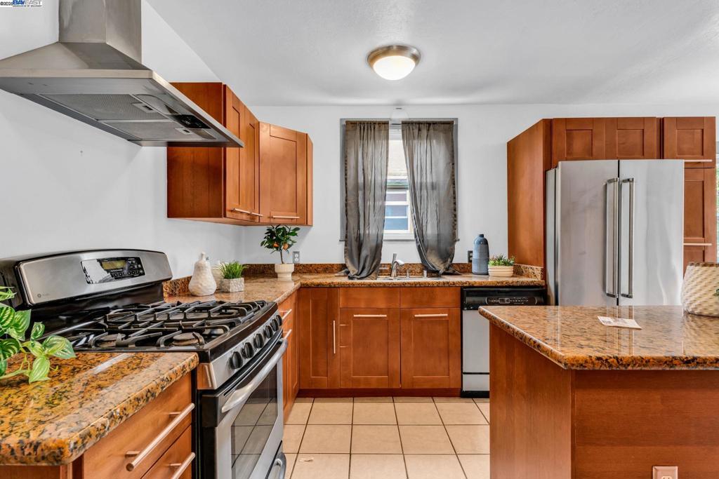 NORTH-WEST BERK - Residential