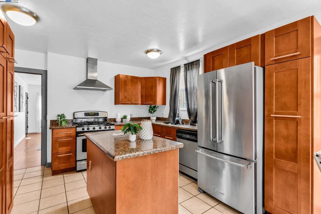 NORTH-WEST BERK - Residential