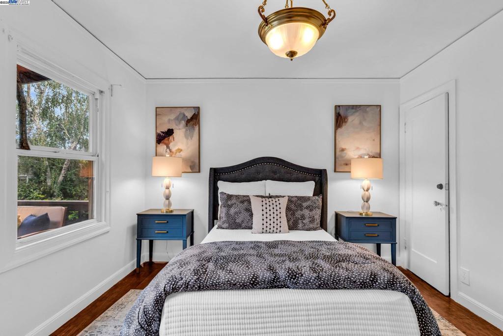 NORTH-WEST BERK - Residential