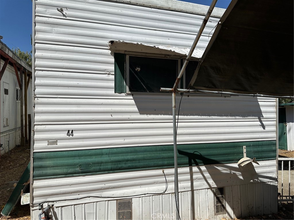 12840 Island Dr. #44