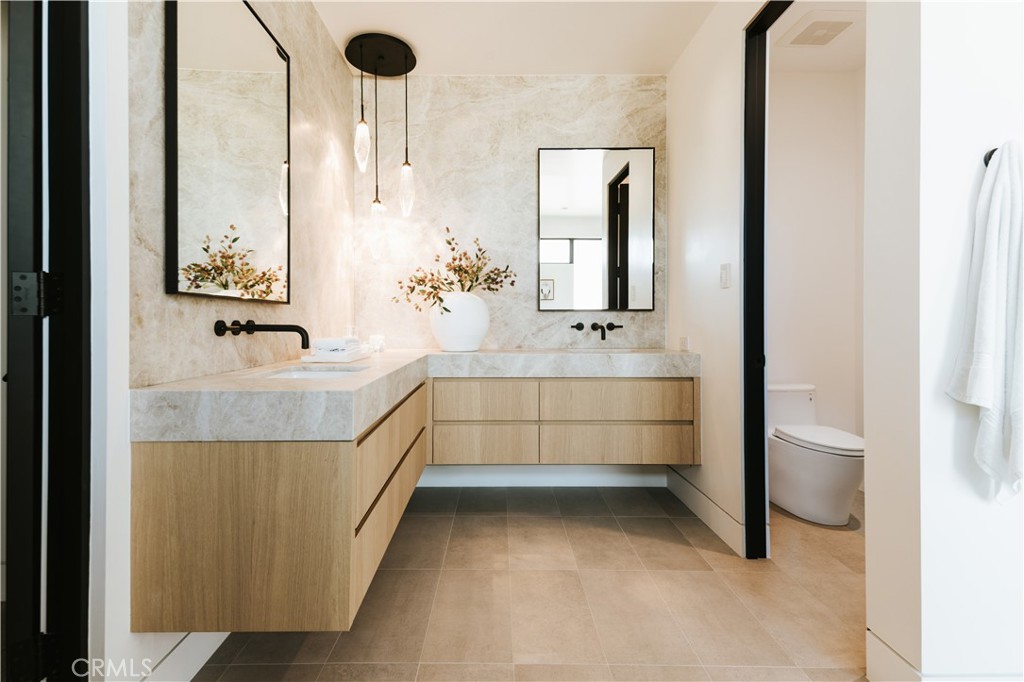 Santa Ana Heights Residential (SAHR) - Residential