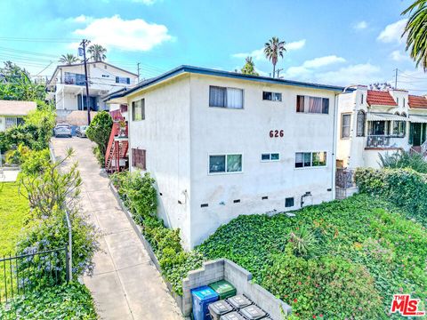 Photo of 626 N La Fayette Park Place, Los Angeles, CA 90026 (MLS # 26832611)
