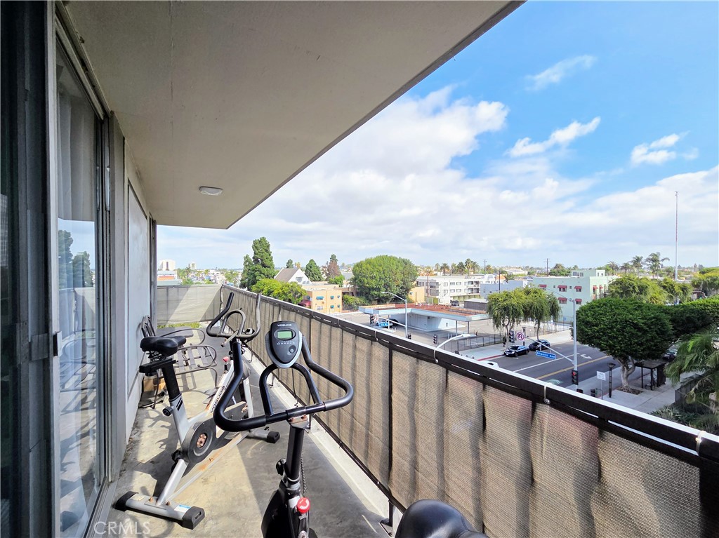 Alamitos Beach (AB) - Residential Lease