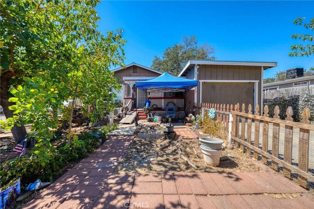4113 Spruce