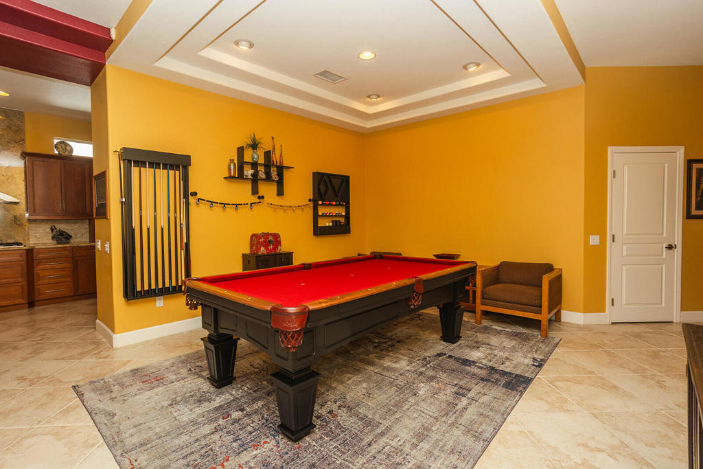 Heritage Palms CC - Residential