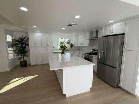 Tiny photo for 2227 Mapleleaf Ave Ave, Thousand Oaks, CA 91320 (MLS # 260005181SD)