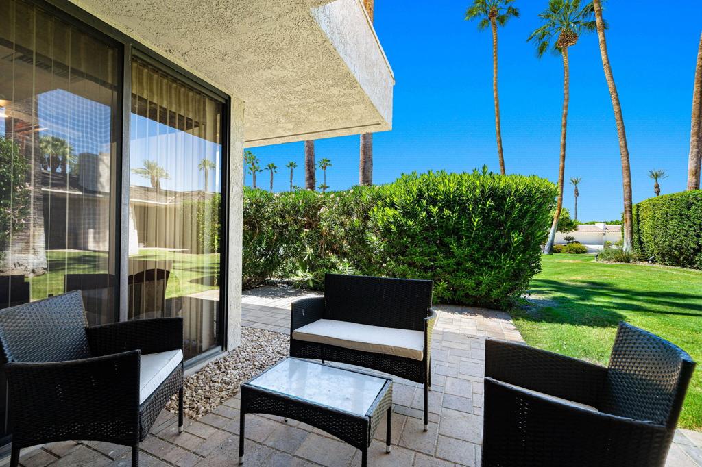The Springs C.C. - Residential Lease