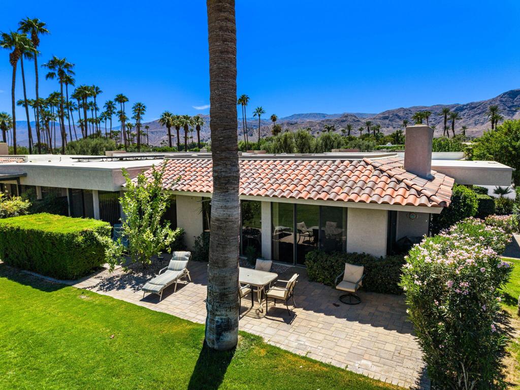The Springs C.C. - Residential Lease
