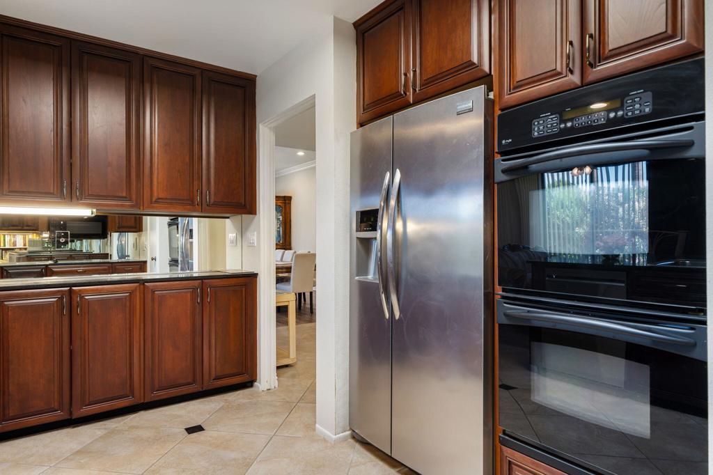 The Springs C.C. - Residential Lease