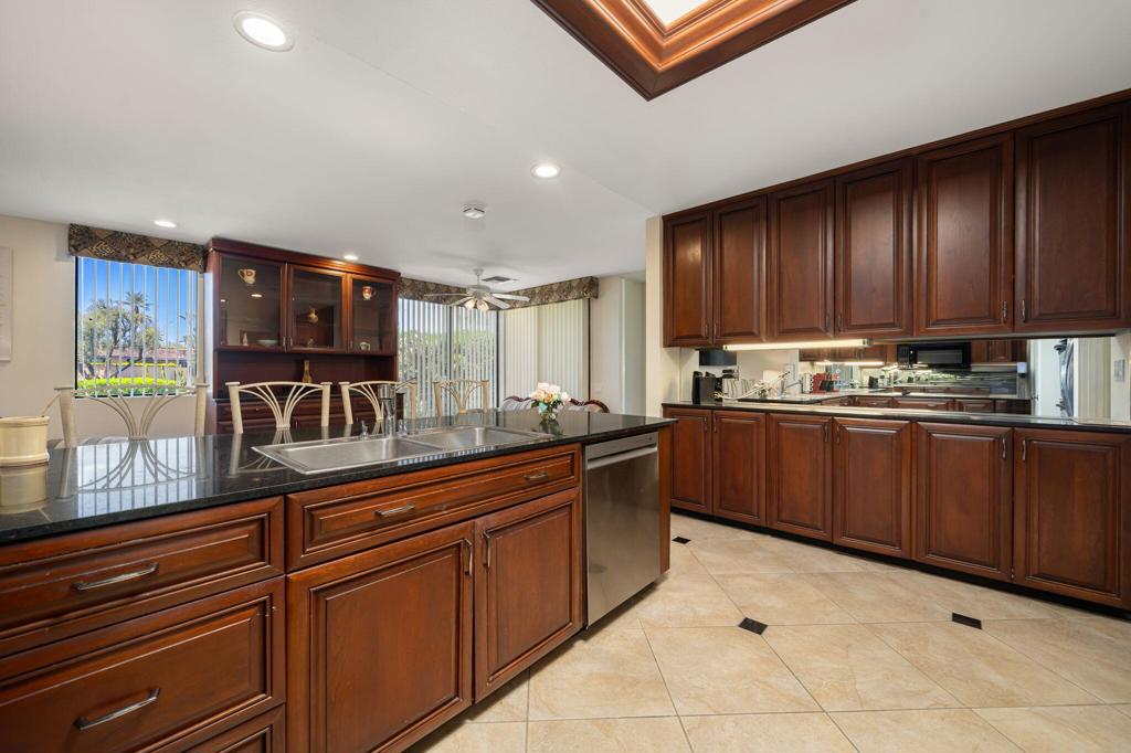The Springs C.C. - Residential Lease