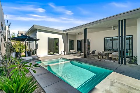 Photo of 1346 Bacall Way, Palm Springs, CA 92262 (MLS # 219141227PS)