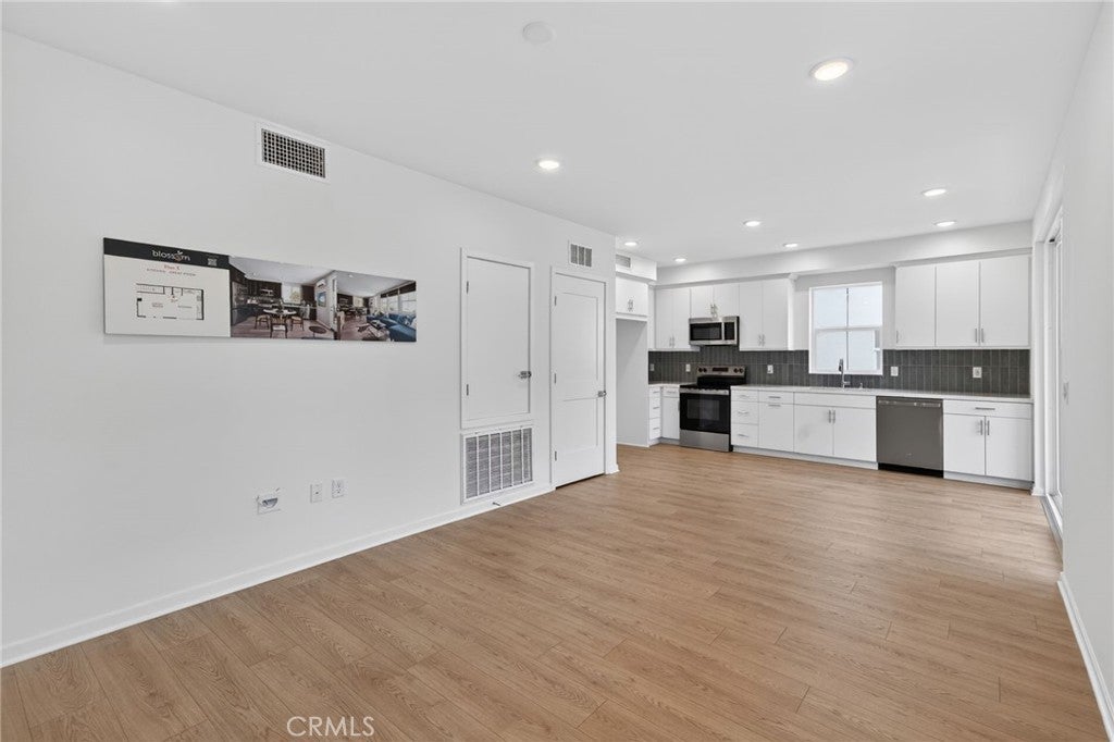 457 Paradiso Place