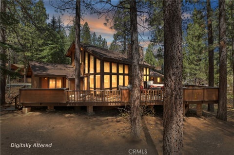 Photo of 733 Winterset Court, Big Bear Lake, CA 92315 (MLS # IG26175679)