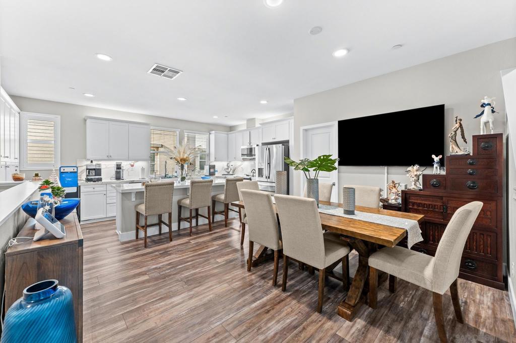 543 W Foothill Blvd 120