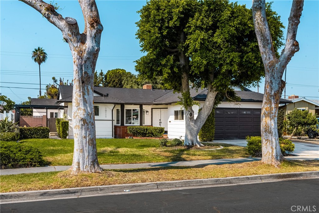 10111 Dewey Dr