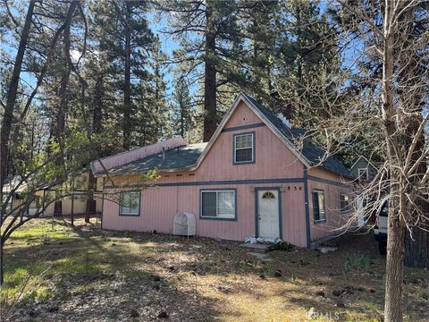 Photo of 830 W Big Bear Boulevard, Big Bear City, CA 92314 (MLS # IG26078356)