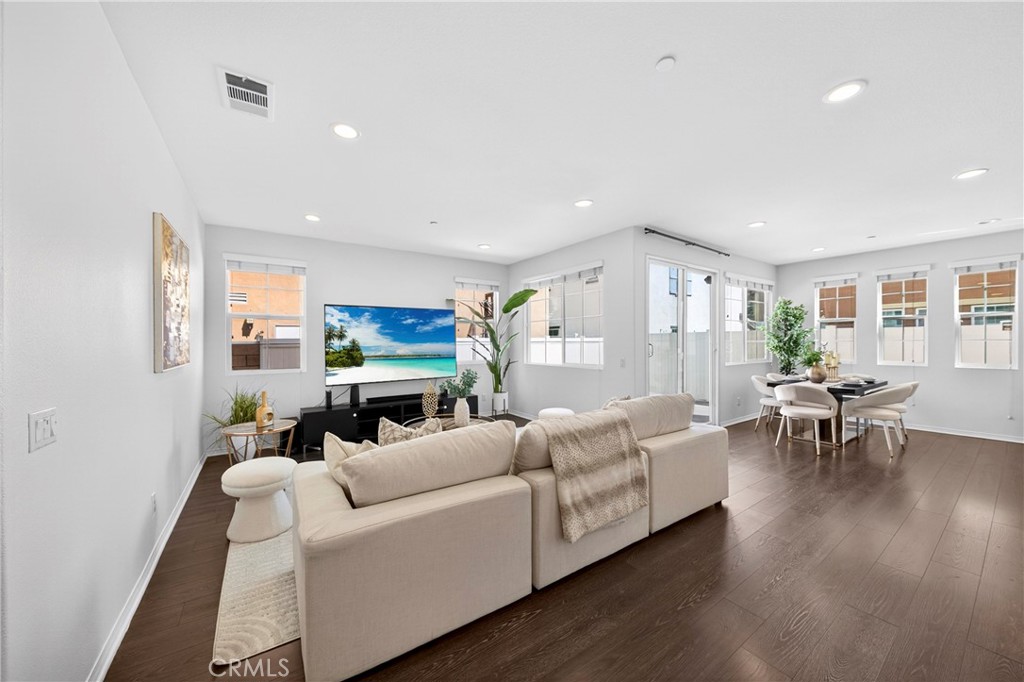 2919 S Via Belamaria