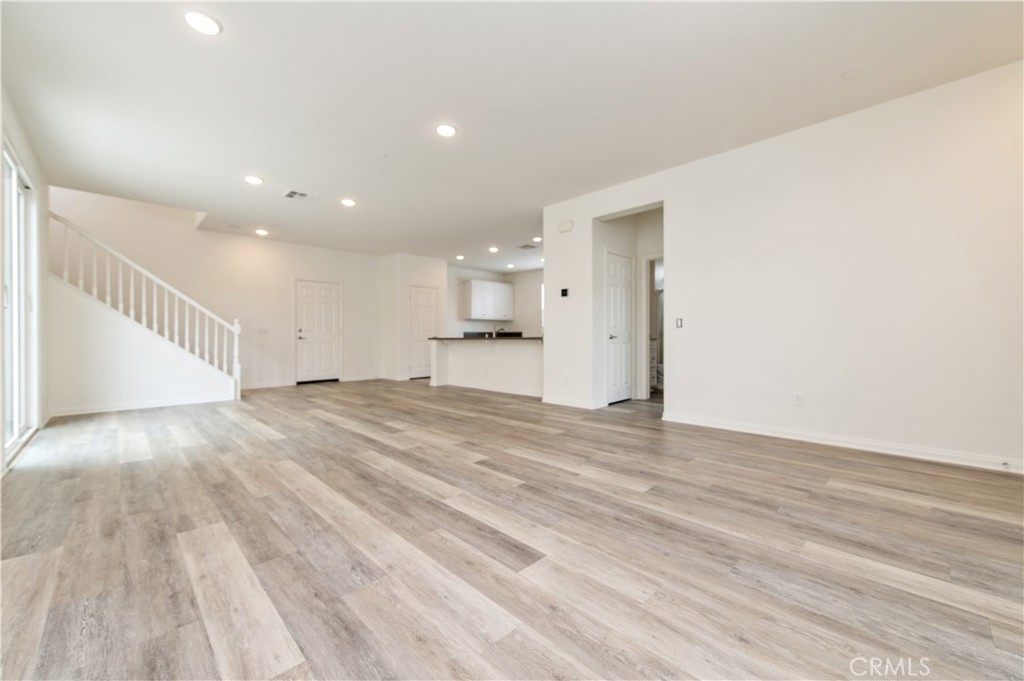 5961 Silveira Street