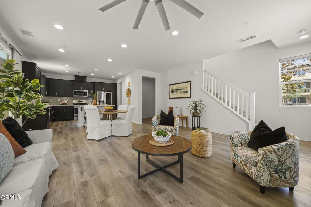 168 Townsite Promenade
