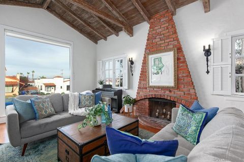 3235 Curtis St San Diego CA 92106