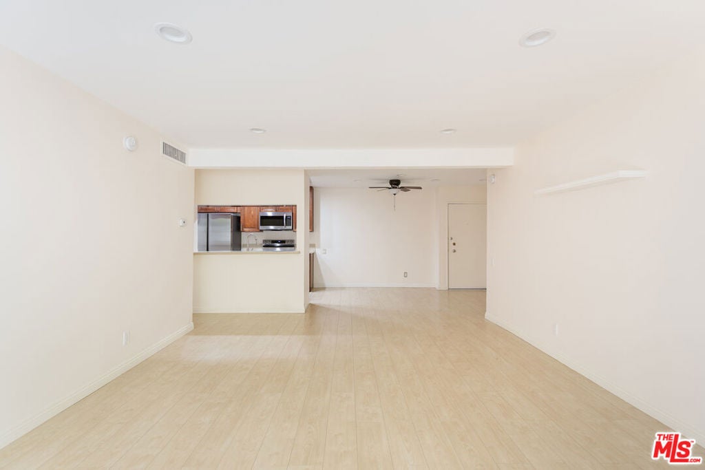 5460 White Oak Avenue K103