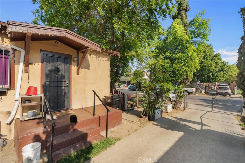 1350 E 43rd Street