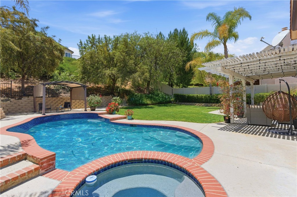 18304 Avocet Court