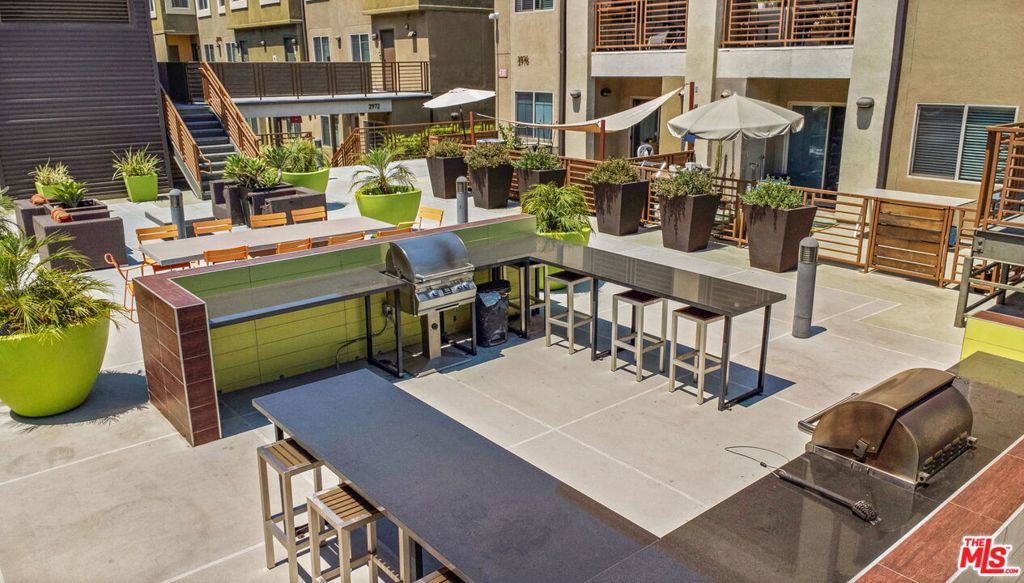 Photo of 2974 Ripple Place #203, Los Angeles, CA 90039 (MLS # 25587887)
