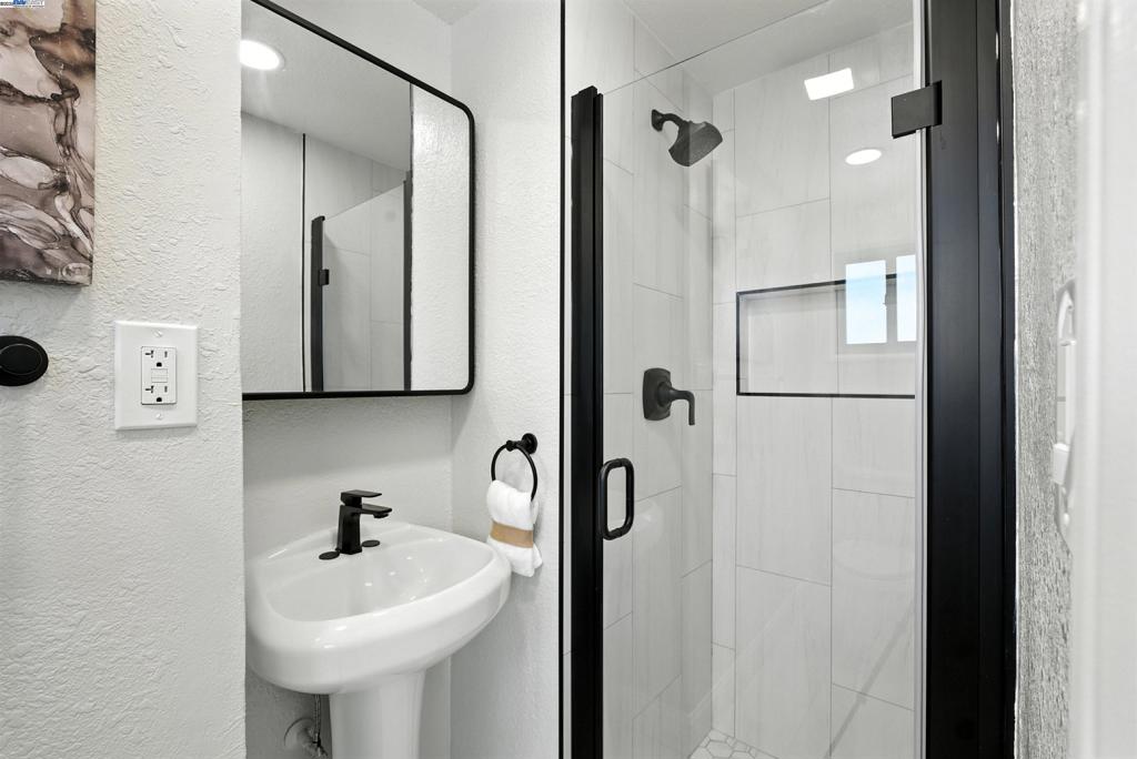 Not Listed - Residential
