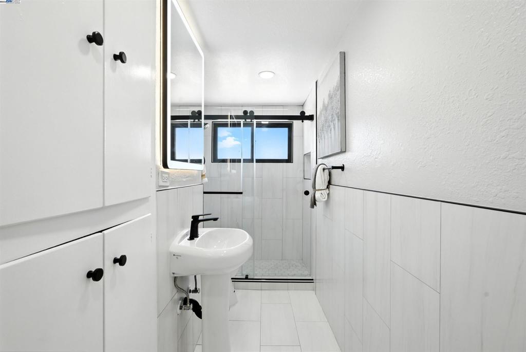 Not Listed - Residential