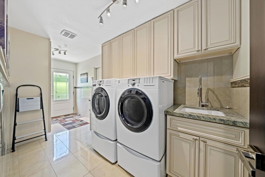 Tamarisk Estates - Residential