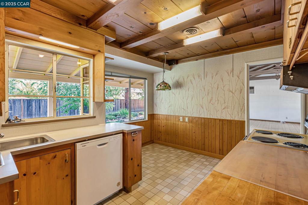 TRAIL - Residential