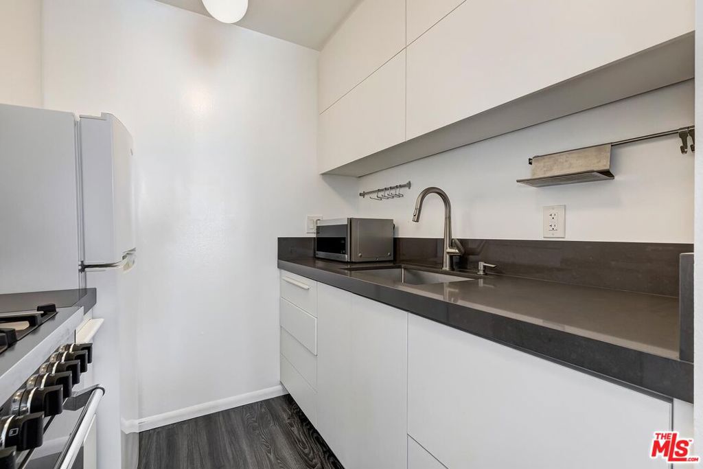2311 4th Street 311