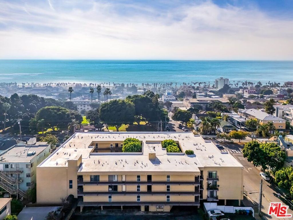 Photo of 2311 4th Street #311, Santa Monica, CA 90405 (MLS # 26641287)