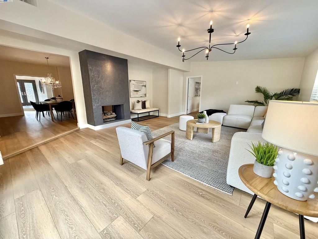 RHONEWOOD - Residential