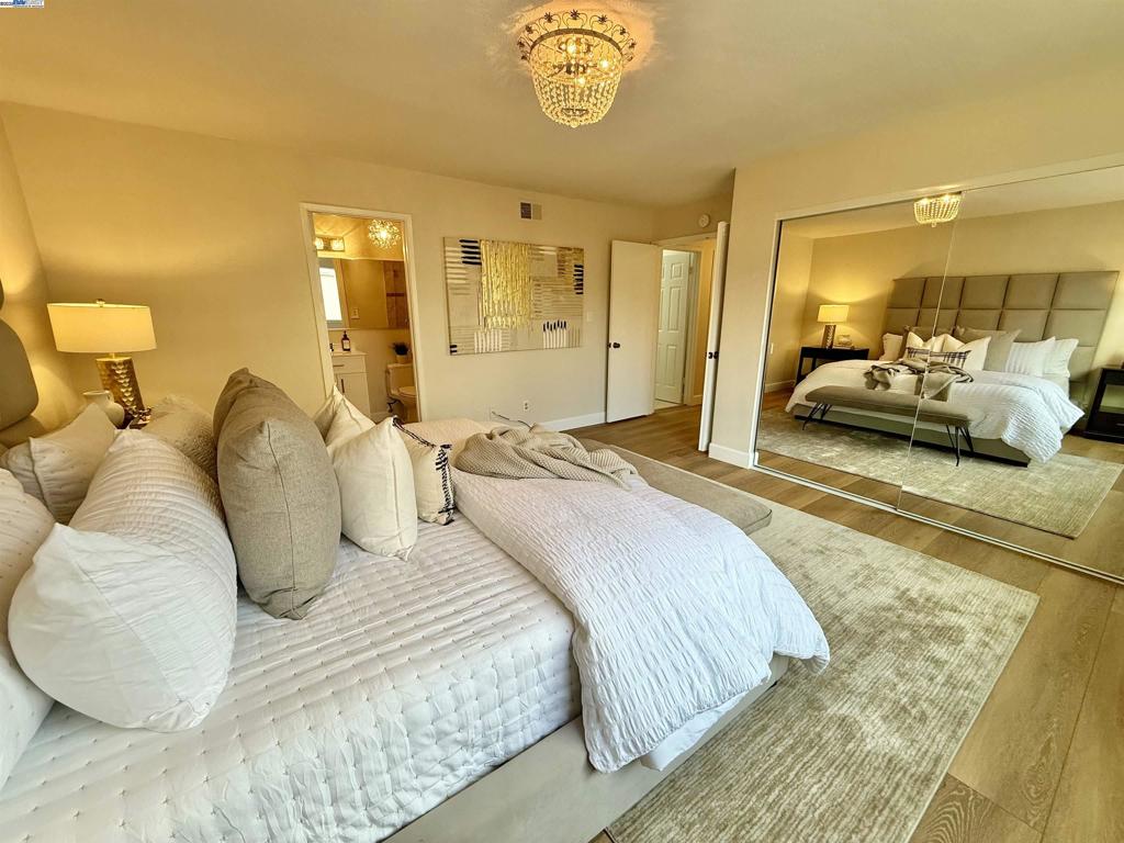 RHONEWOOD - Residential