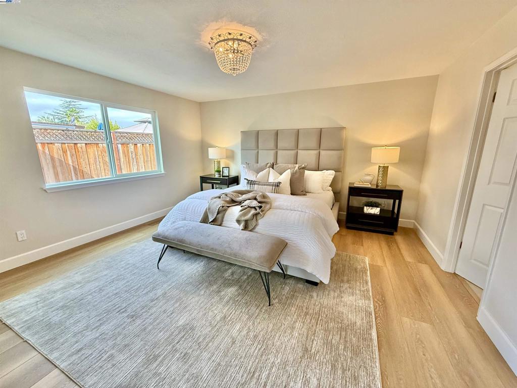 RHONEWOOD - Residential
