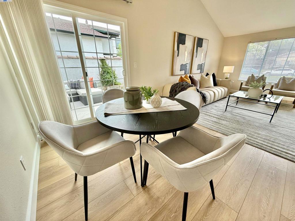 RHONEWOOD - Residential