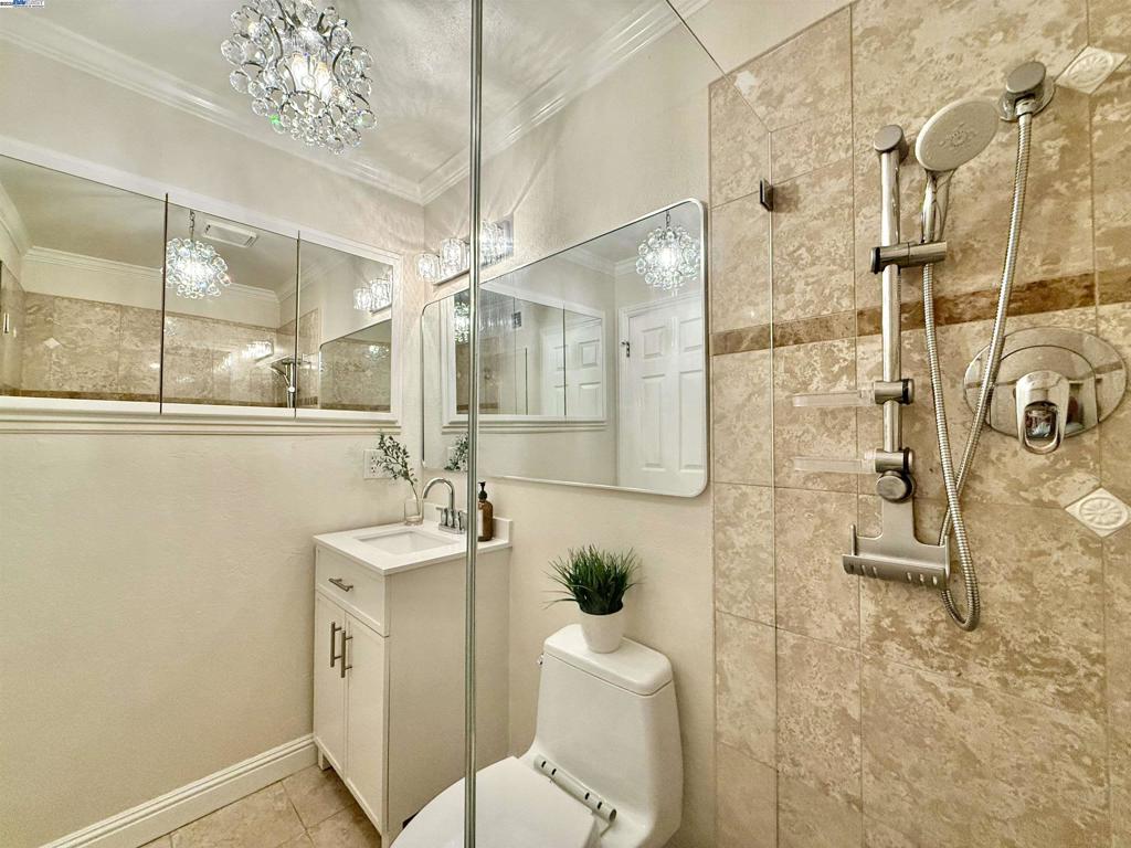 RHONEWOOD - Residential