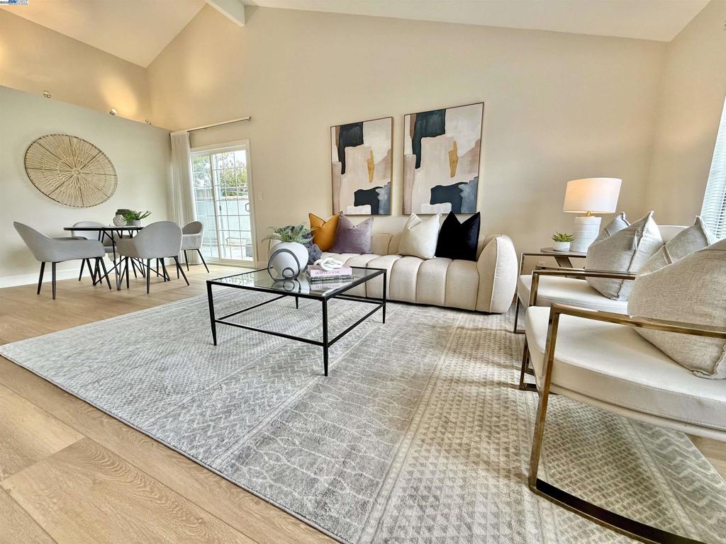 RHONEWOOD - Residential