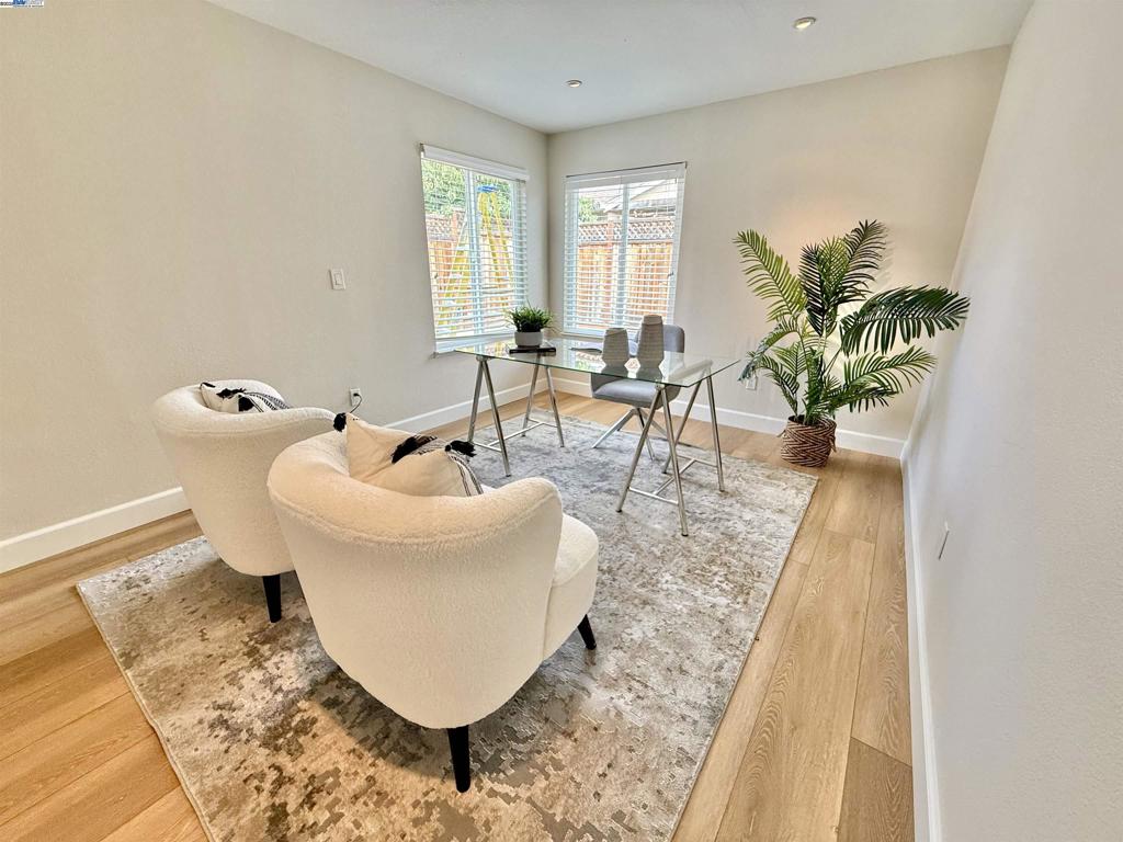 RHONEWOOD - Residential