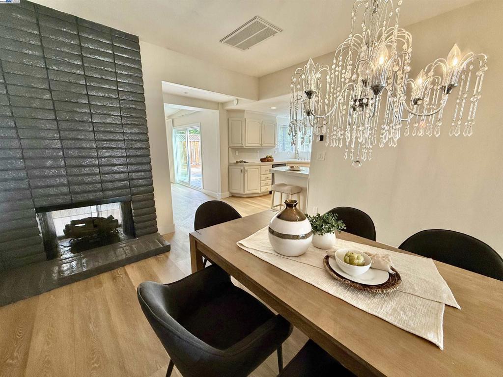 RHONEWOOD - Residential