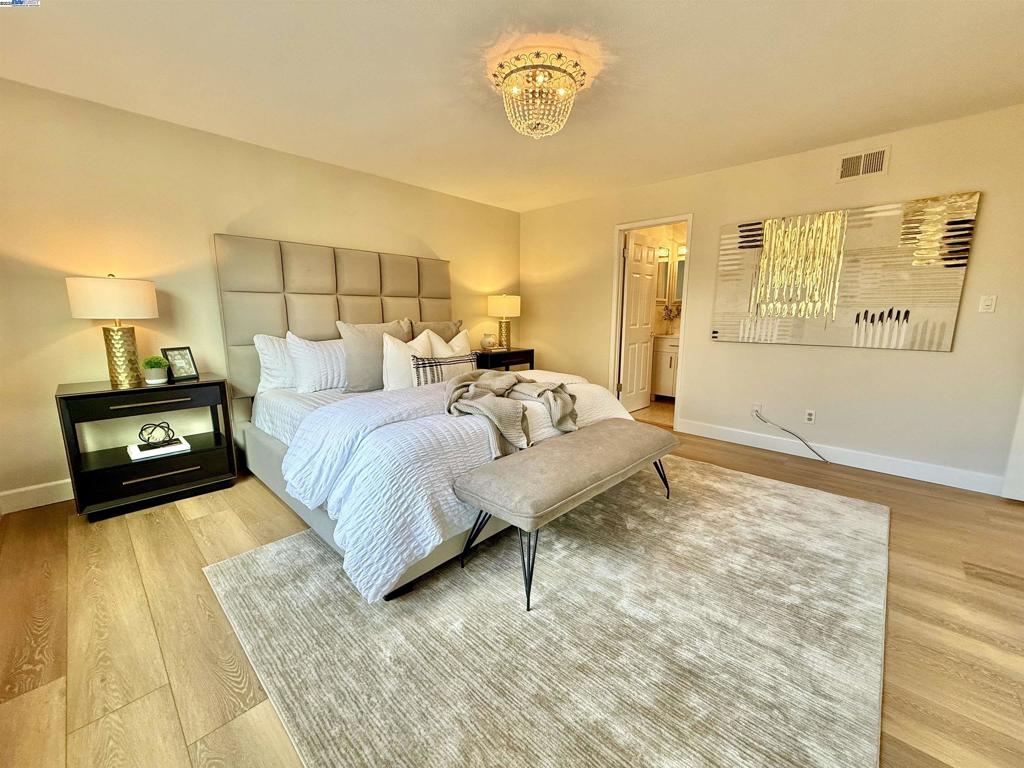 RHONEWOOD - Residential