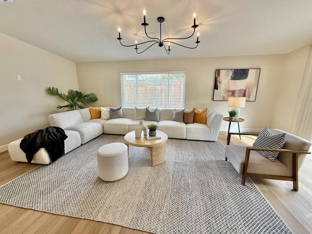 RHONEWOOD - Residential