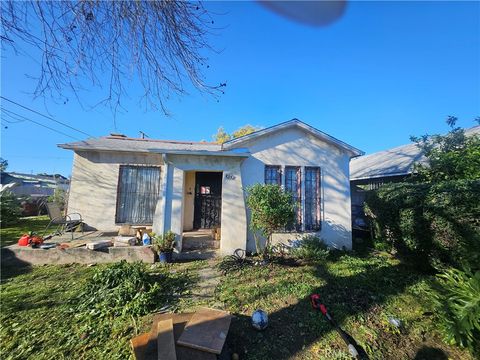 Photo of 363 W Spruce St, Compton, CA 90220 (MLS # SB26050647)