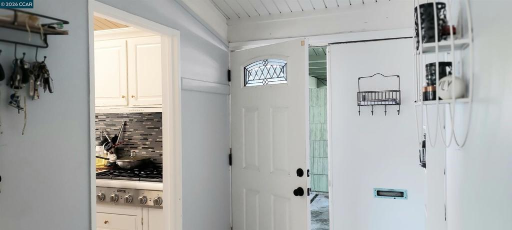 1712 1712 OAKMEAD DR