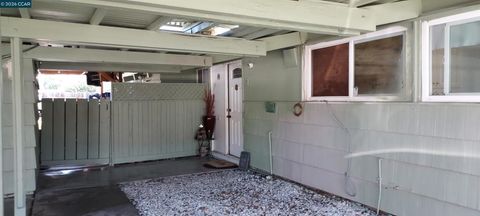 1712 OAKMEAD DR Concord CA 94520