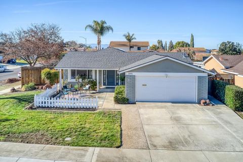 Photo of 3195 Edenbank Drive, San Jose, CA 95148 (MLS # ML82035962)