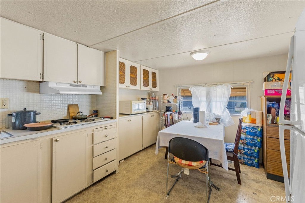 2075 W Rialto #29